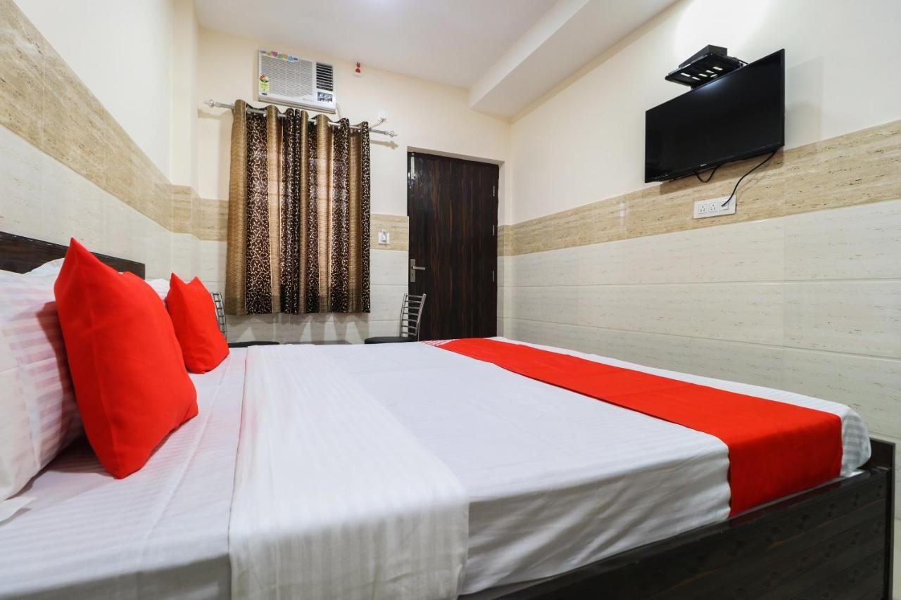 Oyo 49095 Hotel K Fort Abadpura Экстерьер фото