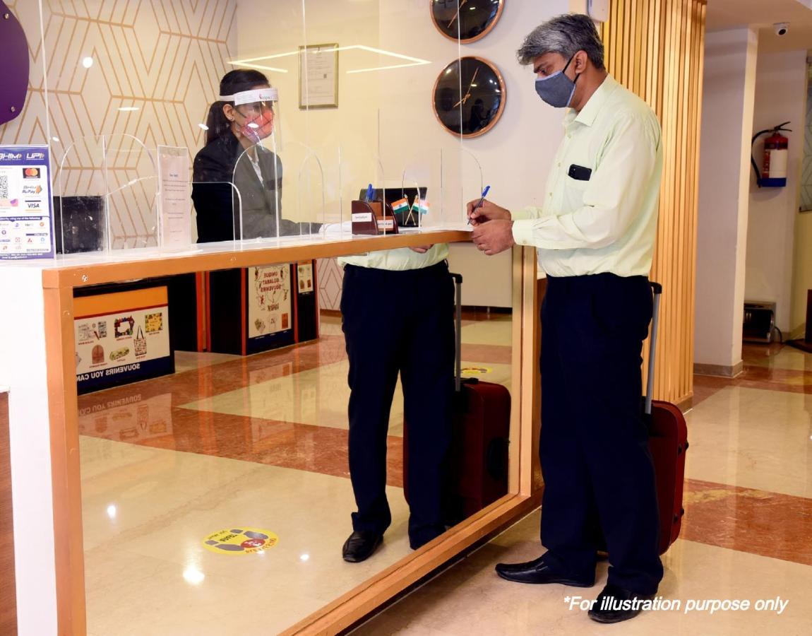 Oyo 49095 Hotel K Fort Abadpura Экстерьер фото